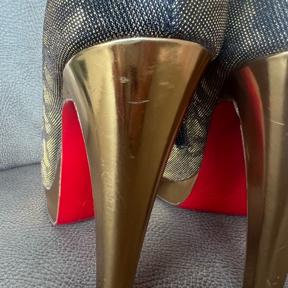 Christian Louboutin Manon 120 Euro 38 Leopard Gray Bluish Gold Toe Box & Buckles - Picture 5 of 16